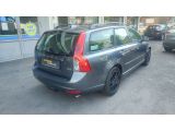 Volvo V50 bei Sportwagen.expert - Abbildung (4 / 15)