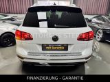 VW Touareg bei Sportwagen.expert - Abbildung (6 / 15)