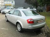 Audi A4 bei Sportwagen.expert - Abbildung (4 / 15)