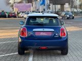 Mini Cooper bei Sportwagen.expert - Abbildung (6 / 15)