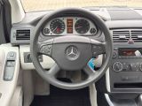 Mercedes-Benz B-Klasse bei Sportwagen.expert - Abbildung (12 / 15)