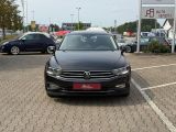 VW Passat bei Sportwagen.expert - Abbildung (2 / 15)