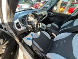 Fiat 500 L bei Sportwagen.expert - Abbildung (8 / 11)