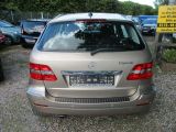 Mercedes-Benz B-Klasse bei Sportwagen.expert - Abbildung (5 / 13)
