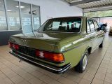 Mercedes-Benz 230 bei Sportwagen.expert - Abbildung (9 / 10)