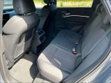 Audi Q8 bei Sportwagen.expert - Abbildung (6 / 8)