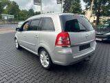 Opel Zafira bei Sportwagen.expert - Abbildung (4 / 14)
