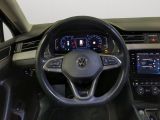 VW Passat bei Sportwagen.expert - Abbildung (11 / 15)