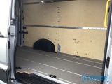 VW Crafter bei Sportwagen.expert - Abbildung (8 / 15)