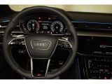 Audi A8 bei Sportwagen.expert - Abbildung (9 / 15)