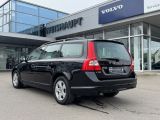 Volvo V70 bei Sportwagen.expert - Abbildung (4 / 15)