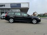 Volvo V70 bei Sportwagen.expert - Abbildung (3 / 15)