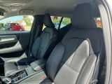 Volvo XC40 bei Sportwagen.expert - Abbildung (14 / 15)