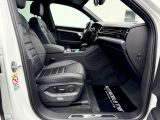 VW Touareg bei Sportwagen.expert - Abbildung (13 / 15)