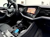 VW Touareg bei Sportwagen.expert - Abbildung (12 / 15)