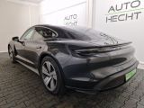 Porsche Taycan bei Sportwagen.expert - Abbildung (3 / 15)
