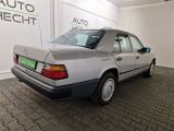 Mercedes-Benz 260 bei Sportwagen.expert - Abbildung (3 / 15)