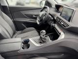 Peugeot 5008 bei Sportwagen.expert - Abbildung (12 / 14)
