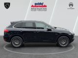 Porsche Cayenne bei Sportwagen.expert - Abbildung (6 / 15)