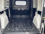 Fiat Doblo bei Sportwagen.expert - Abbildung (11 / 15)