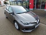 Toyota Auris bei Sportwagen.expert - Abbildung (8 / 15)