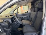 Opel Combo bei Sportwagen.expert - Abbildung (14 / 15)