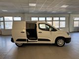 Opel Combo bei Sportwagen.expert - Abbildung (6 / 15)