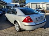 Ford Mondeo bei Sportwagen.expert - Abbildung (4 / 10)