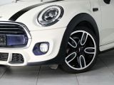 Mini Cooper bei Sportwagen.expert - Abbildung (2 / 10)
