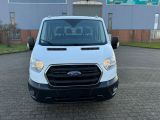 Ford Transit bei Sportwagen.expert - Abbildung (4 / 15)