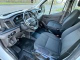 Ford Transit bei Sportwagen.expert - Abbildung (8 / 15)