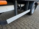 Ford Transit bei Sportwagen.expert - Abbildung (14 / 15)