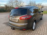 Ford S-Max bei Sportwagen.expert - Abbildung (12 / 15) Ford S-Max bei Sportwagen.expert - Abbildung (12 / 15)