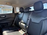 Jeep Compass bei Sportwagen.expert - Abbildung (14 / 15)