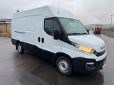 Iveco Daily bei Sportwagen.expert - Abbildung (4 / 9)