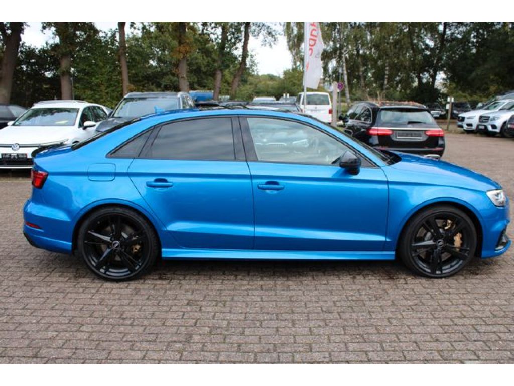 Audi RS3 bei Sportwagen.expert - Hauptabbildung Audi RS3 bei Sportwagen.expert - Hauptabbildung