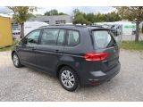 VW Touran bei Sportwagen.expert - Abbildung (4 / 15)