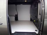 Opel Vivaro bei Sportwagen.expert - Abbildung (11 / 15)