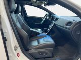 Volvo V60 Cross Country bei Sportwagen.expert - Abbildung (13 / 15)