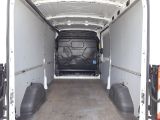 Ford Transit bei Sportwagen.expert - Abbildung (7 / 15)