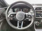 Jaguar XE bei Sportwagen.expert - Abbildung (14 / 15)