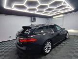 Jaguar XF bei Sportwagen.expert - Abbildung (4 / 15)