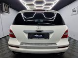 Mercedes-Benz R-Klasse bei Sportwagen.expert - Abbildung (7 / 15)