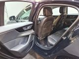 Jaguar XE bei Sportwagen.expert - Abbildung (8 / 15)