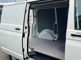 VW Transporter bei Sportwagen.expert - Abbildung (11 / 14)