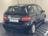 Mercedes-Benz B-Klasse bei Sportwagen.expert - Abbildung (8 / 15)