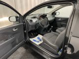 Renault Twingo bei Sportwagen.expert - Abbildung (9 / 15)