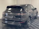 Porsche Cayenne bei Sportwagen.expert - Abbildung (8 / 15)