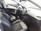 Peugeot 2008 bei Sportwagen.expert - Abbildung (8 / 15)