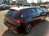 VW Golf VIII bei Sportwagen.expert - Abbildung (4 / 15)